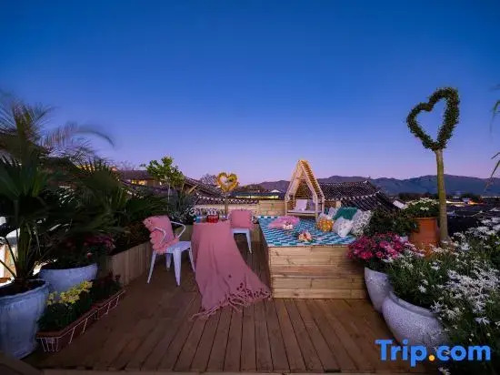Yuyan Pavilion•Ancient City Panoramic Sky Garden Viewing Beauty Inn