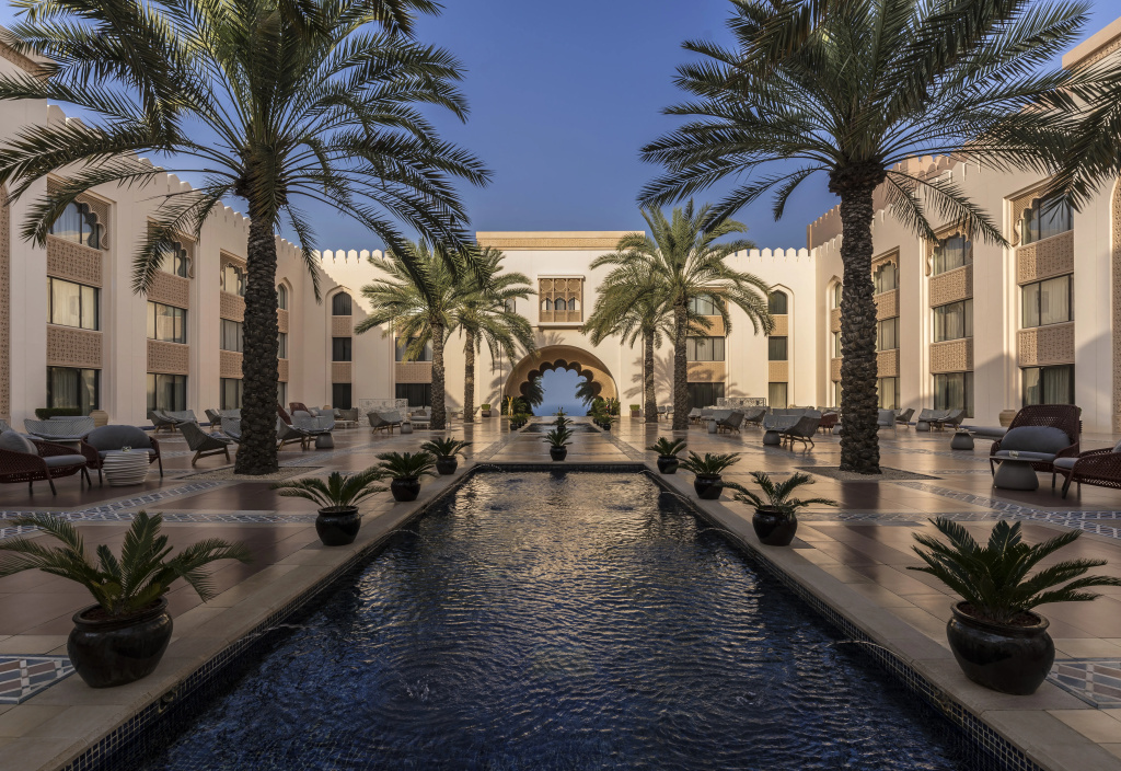 Al Husn Hotel Muscat