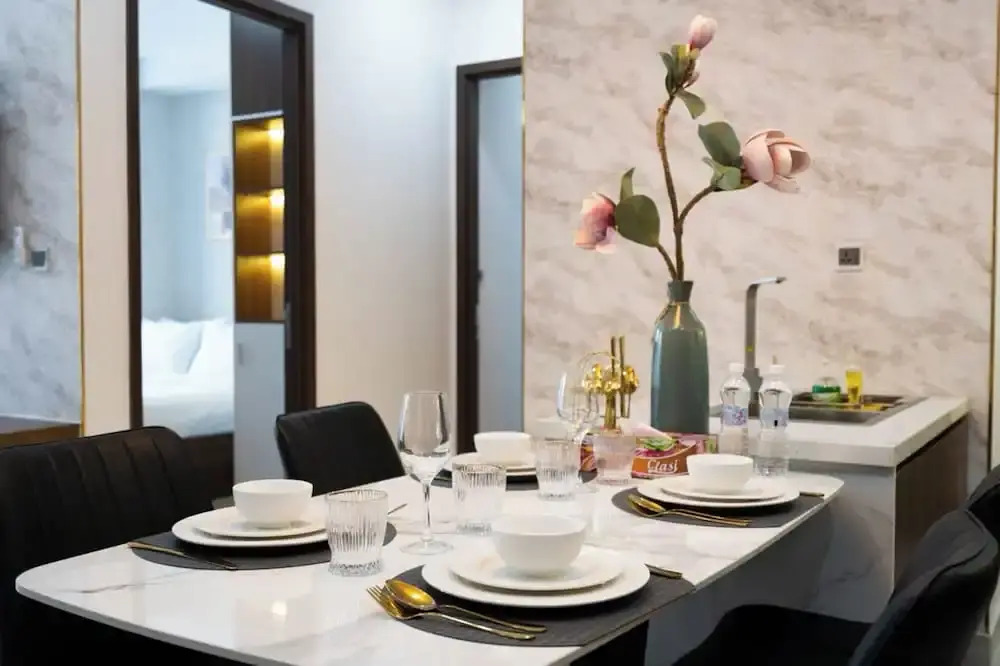 2BR Luxury in District 7