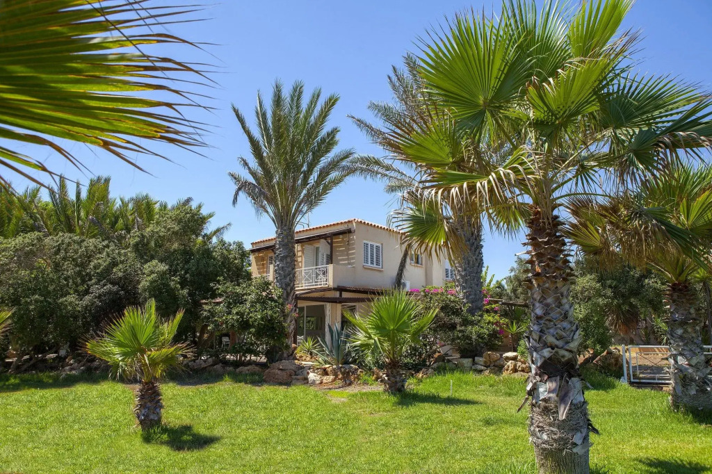 Napa Beachfront Villa
