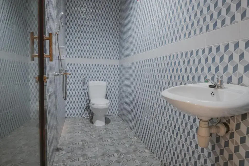 RedDoorz Plus near Istana Maimun Medan