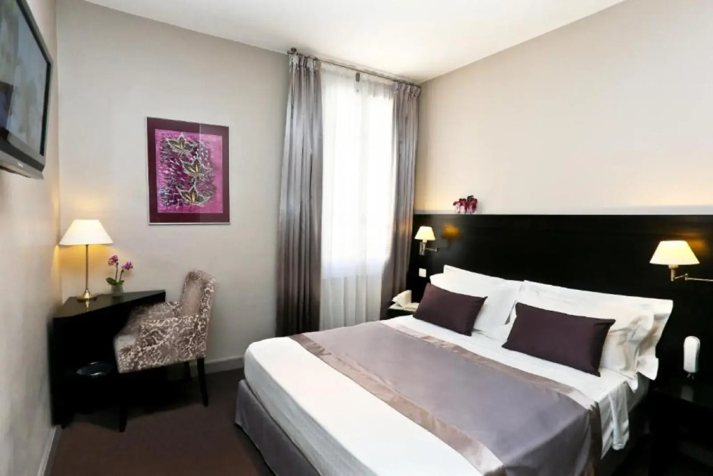 La Place Boutique Hotel