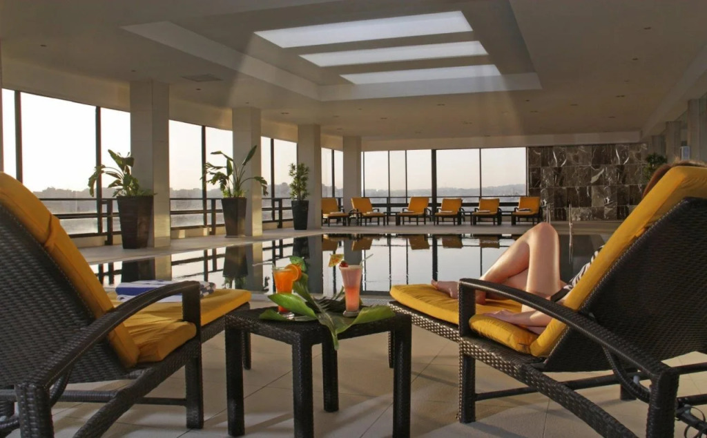 Grand Palace Hotel