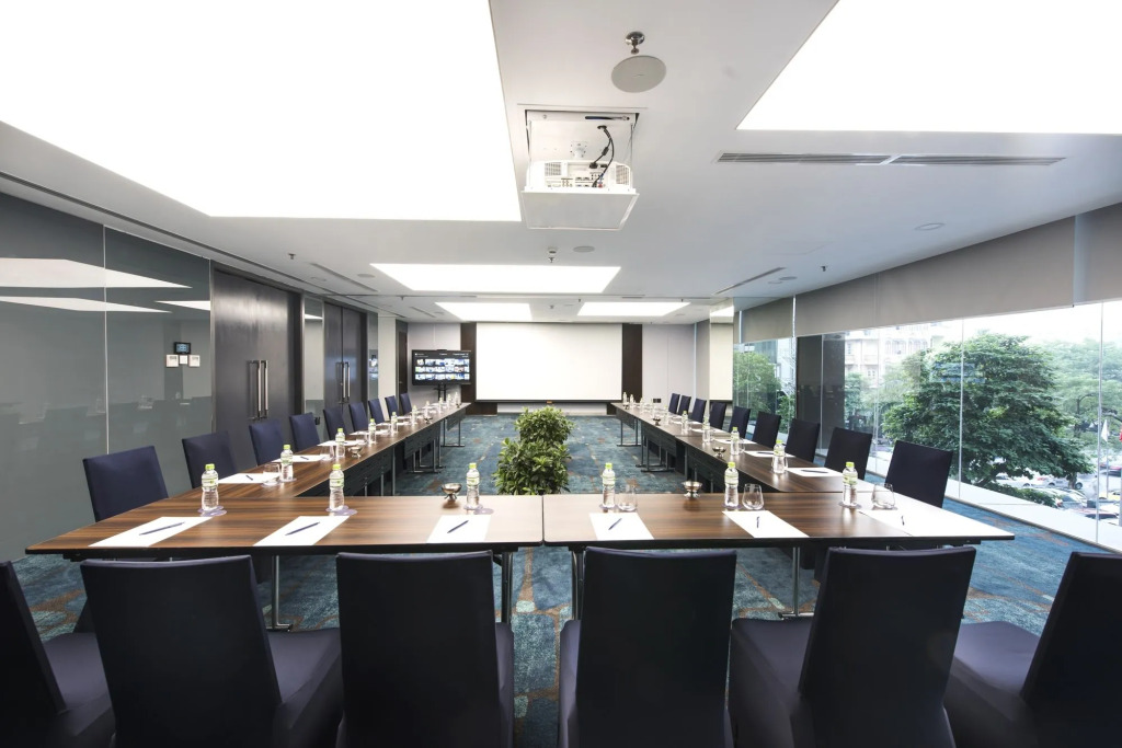 Novotel Suites Hanoi