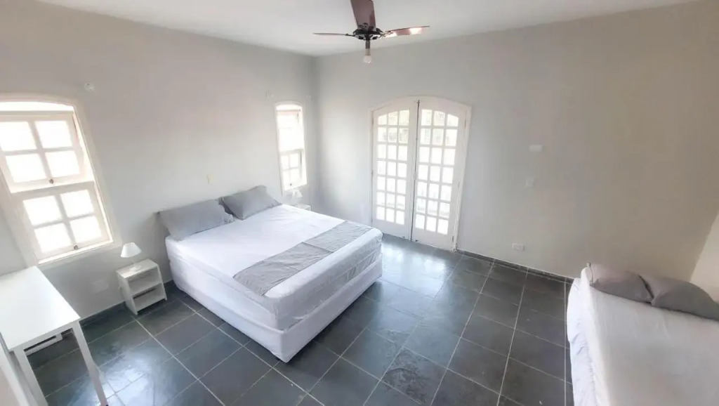 Tutts Cabana Hostel