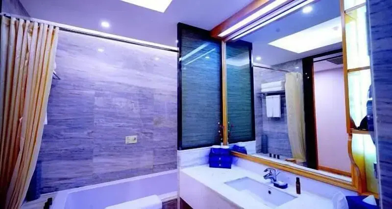 Yun-zen Jinling Lotus Hotel