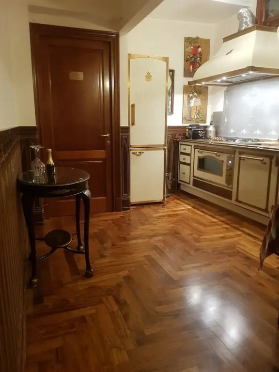 Regal House Roma Navigatori 23