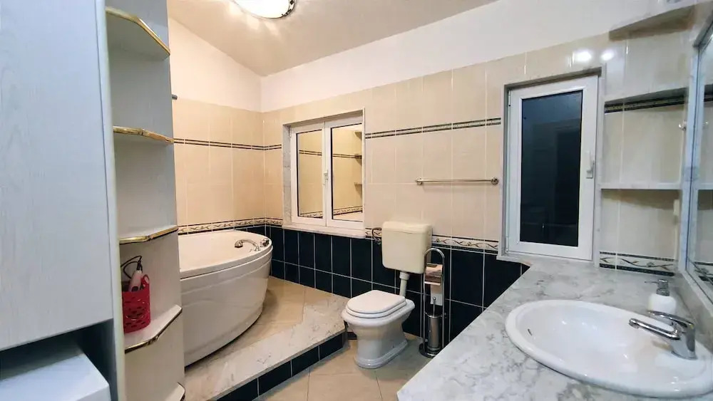 Kastel Stafilic Comfortable Apartments