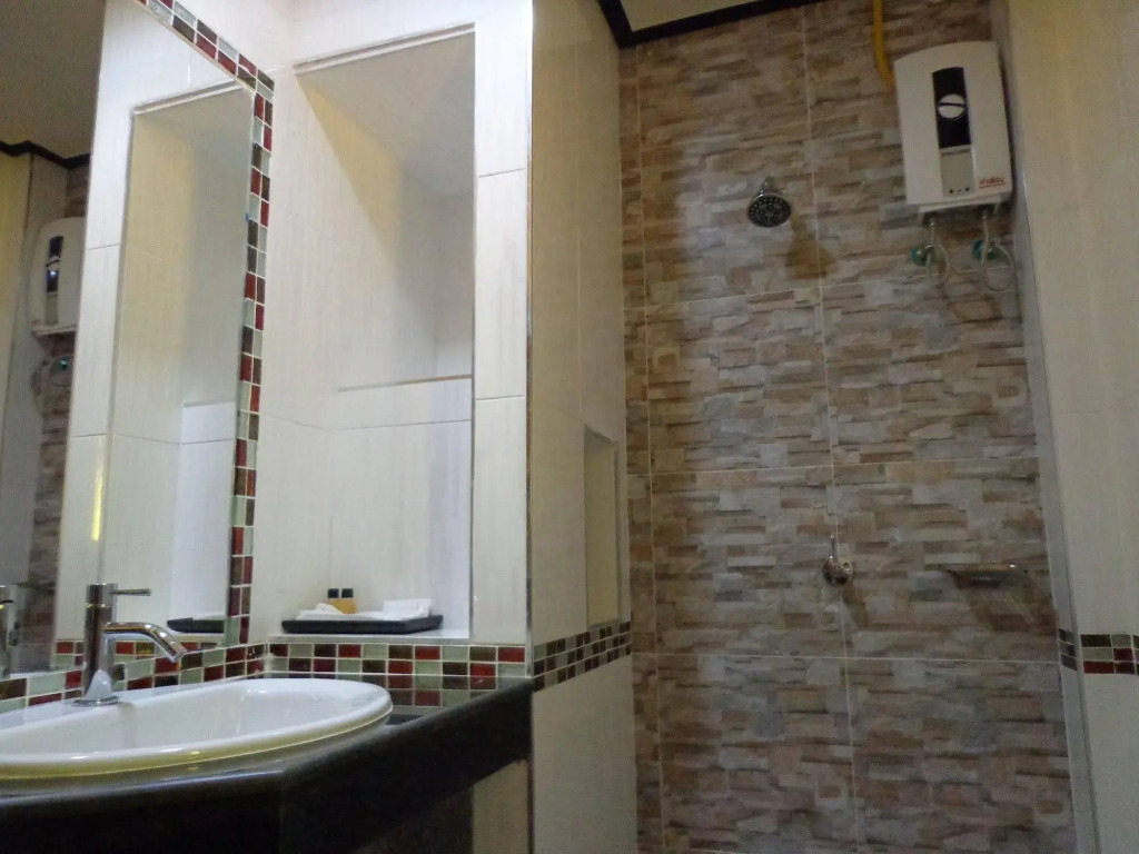 First and Frang Hotel - Koh Phangan