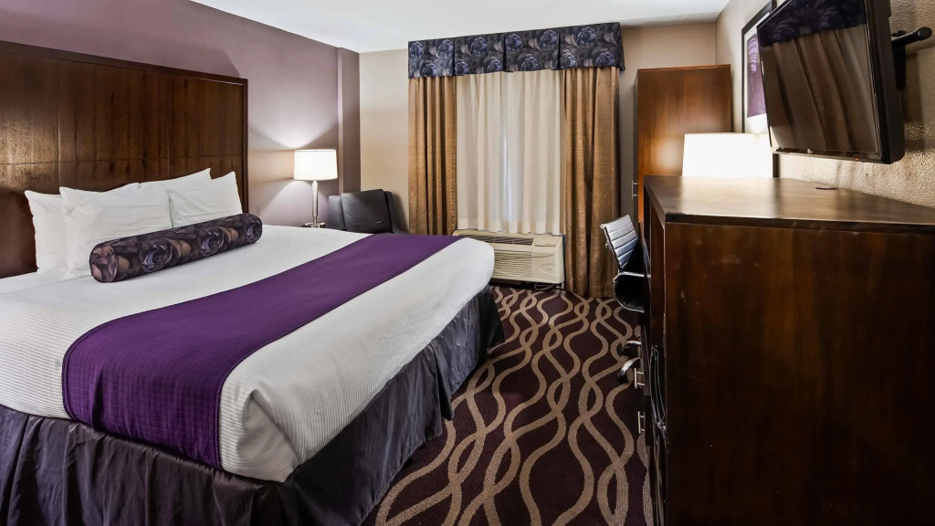 Best Western PLUS Dallas Hotel & Conference Center