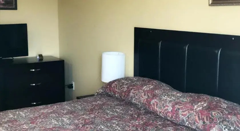 Rose Motel & Cabins