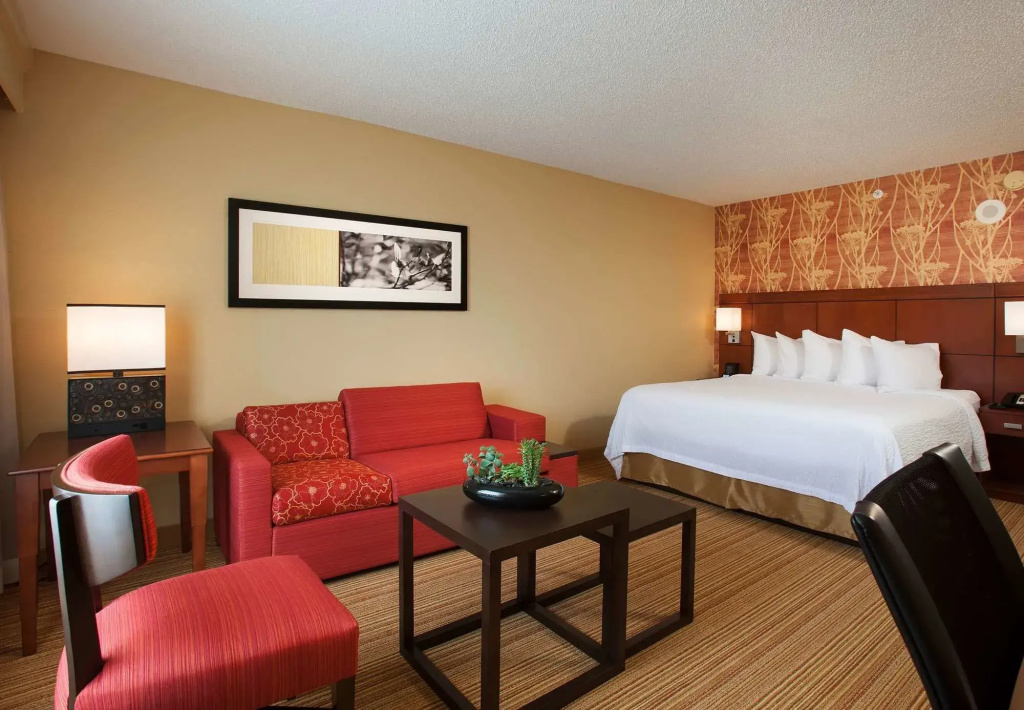 Courtyard by Marriott Orlando Downtown