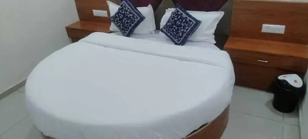 Hotel Jasraj