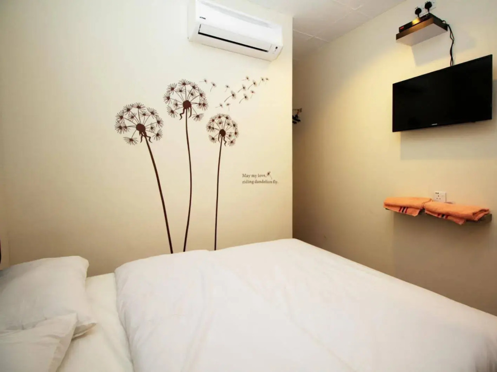 Oyo 90155 Bmw 1 Hotel
