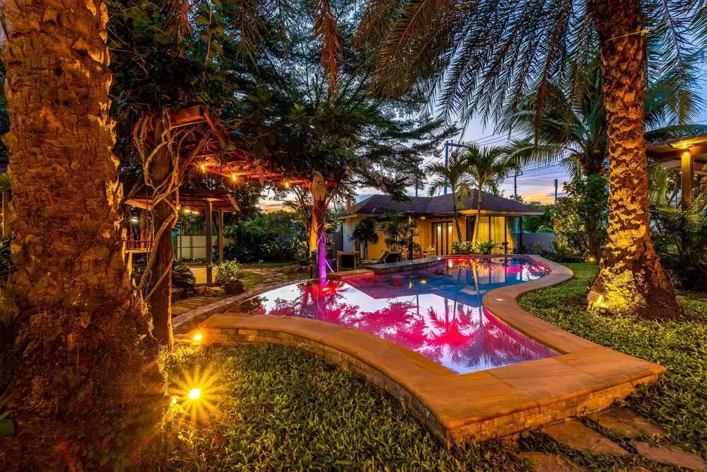 Secluded Oasis for Family - BM5