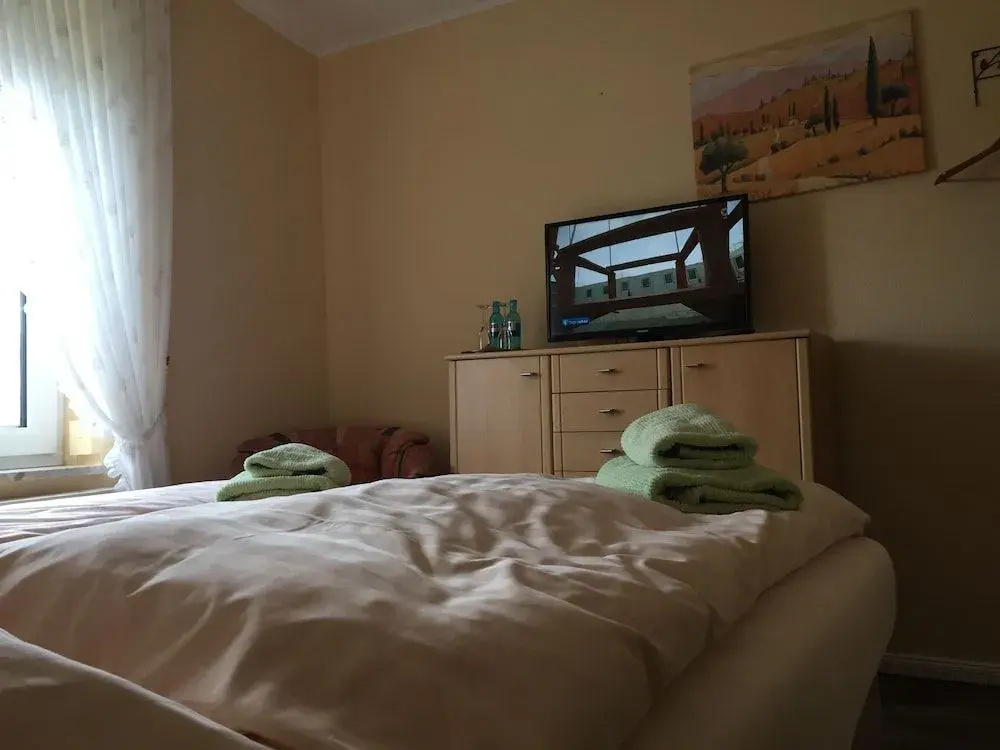 Zum Alten Fährhaus - Bed & Breakfast