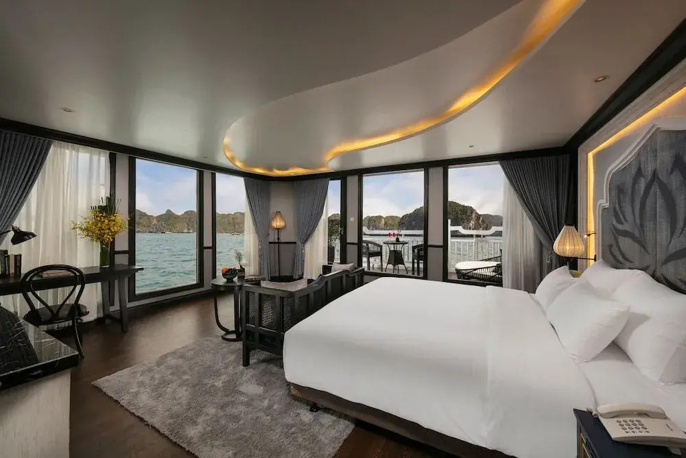 Lapinta Luxury Cruises