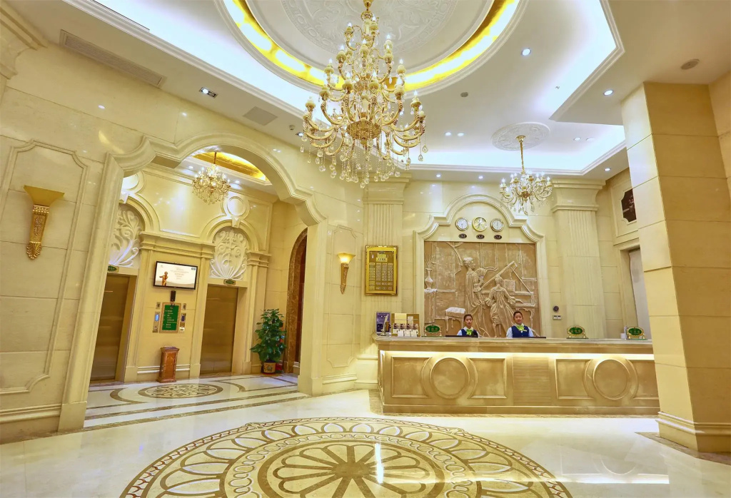 Vienna Hotel Guangdong Dongguan Tangxia South High-Speed Railway Station