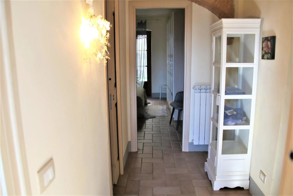 CASALE e GIARDINO a 10 minuti da SIENA