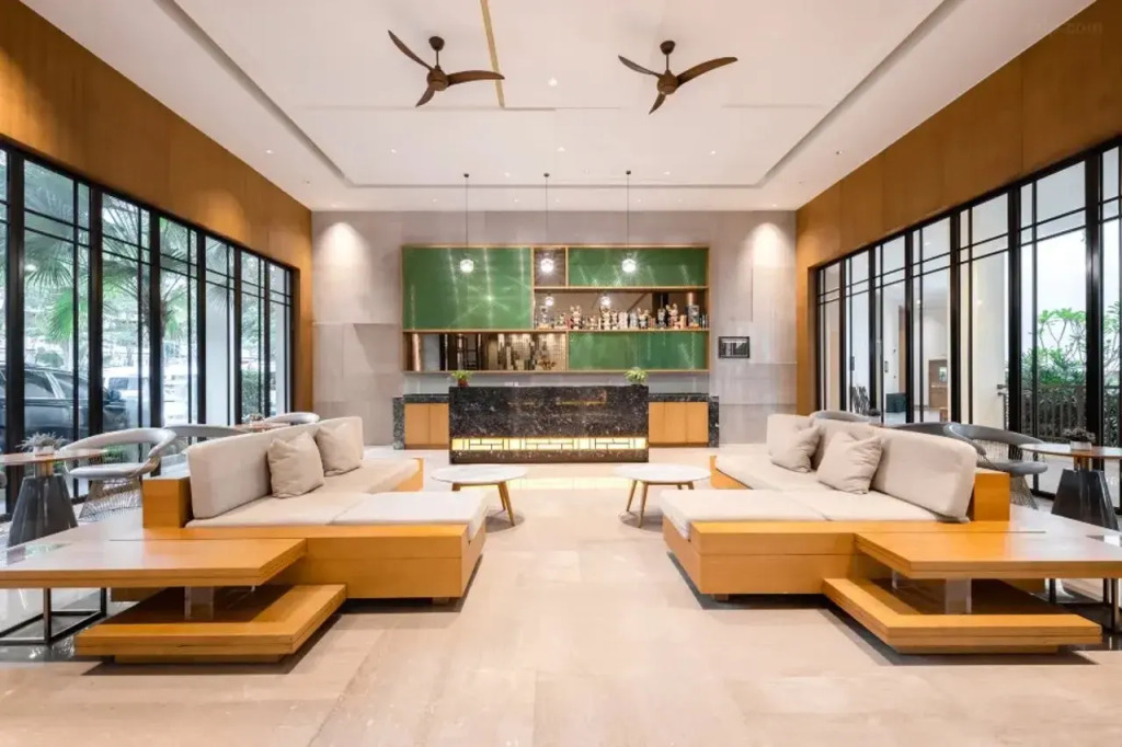 Vienna International Hotel (Baoting Center)
