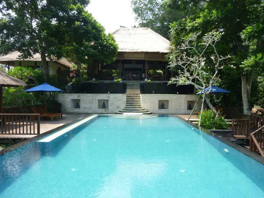 Amori Villas