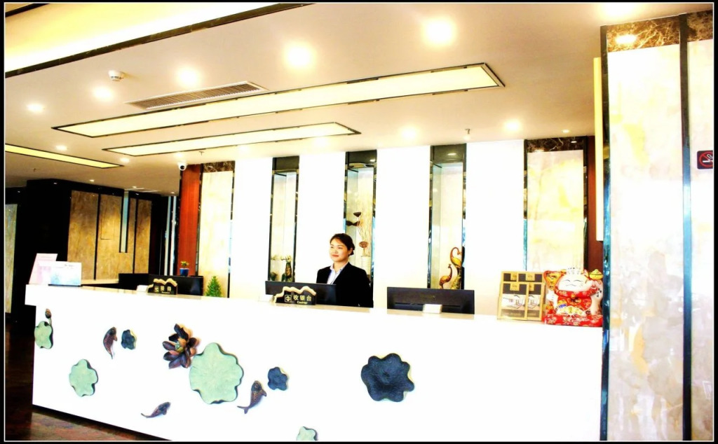GuangZhou Shan Dong Building LuYue Hotel
