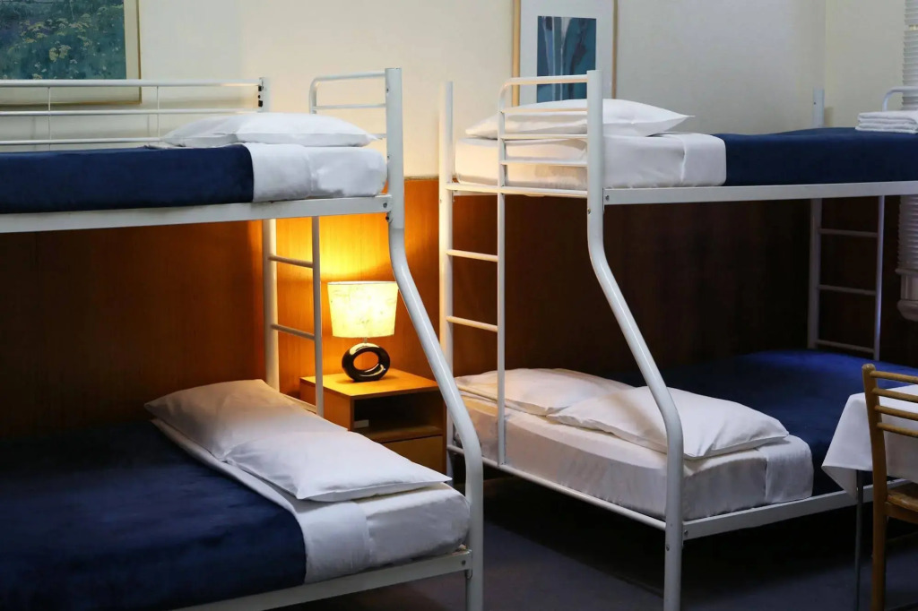 Holiday Lodge Hotel