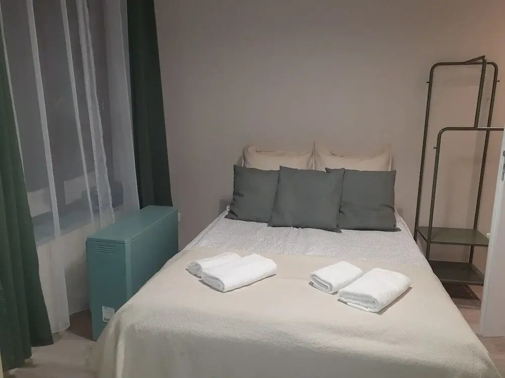 EURO-ROOM