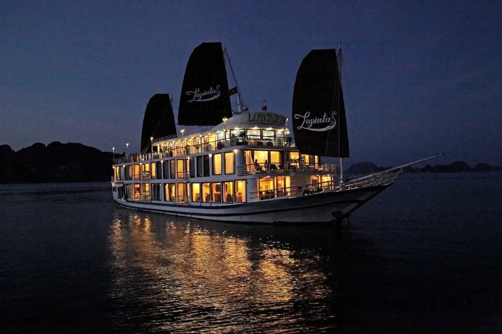 La Pinta Cruise