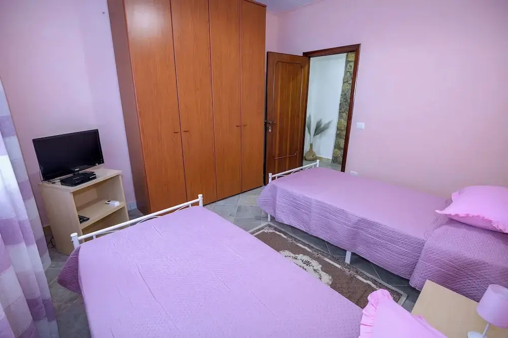 YourHome - Aury House