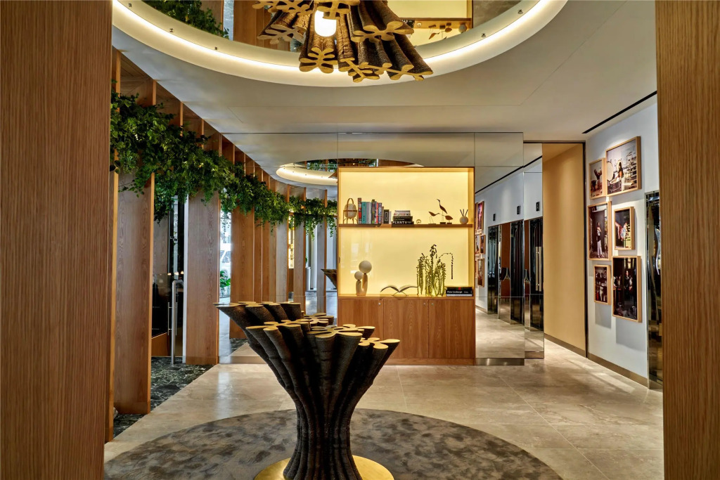 The BoTree London, Curio Collection by Hilton