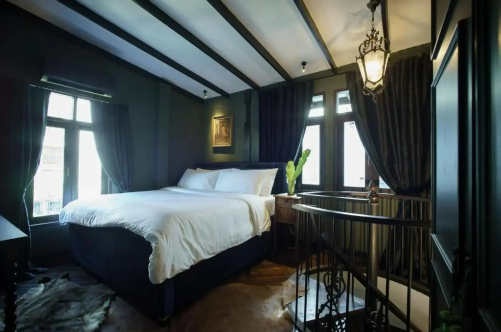 Baan Tuk Din Hotel
