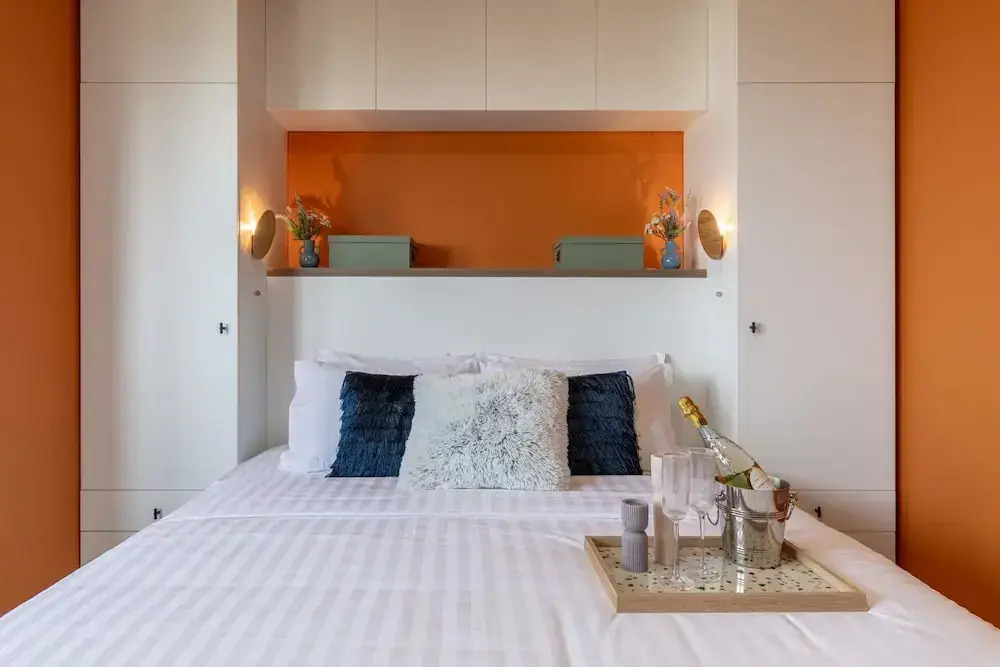 Playful Bright 1BR Near The Faculty of Law