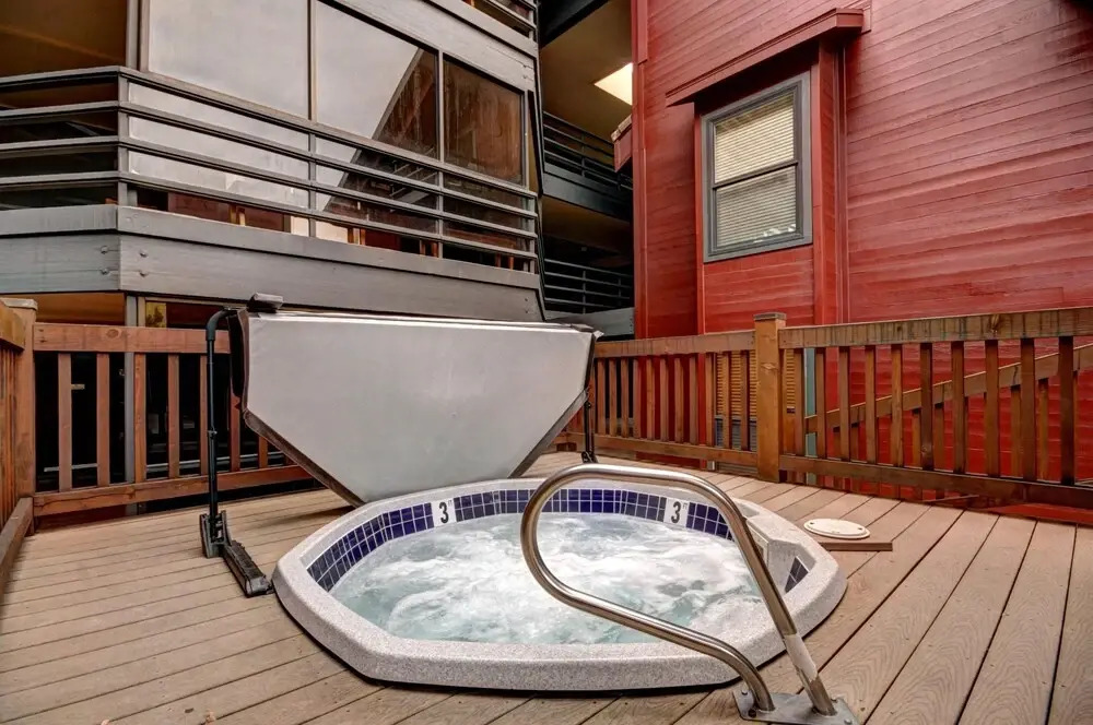 Silver Cliff Village 205