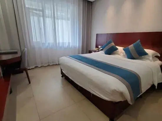 Urban Sunshine Hotel