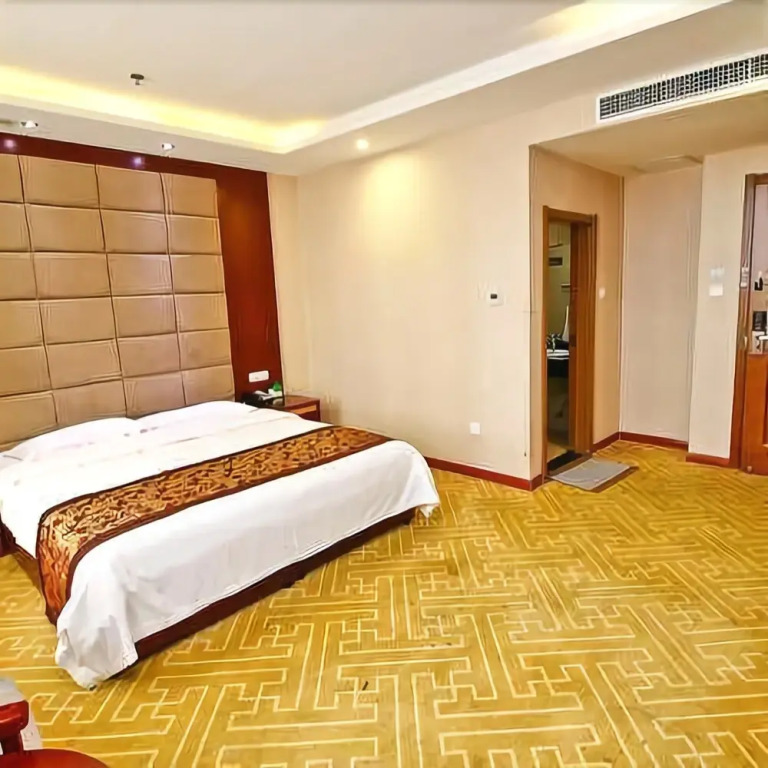 Guoren Business Hotel