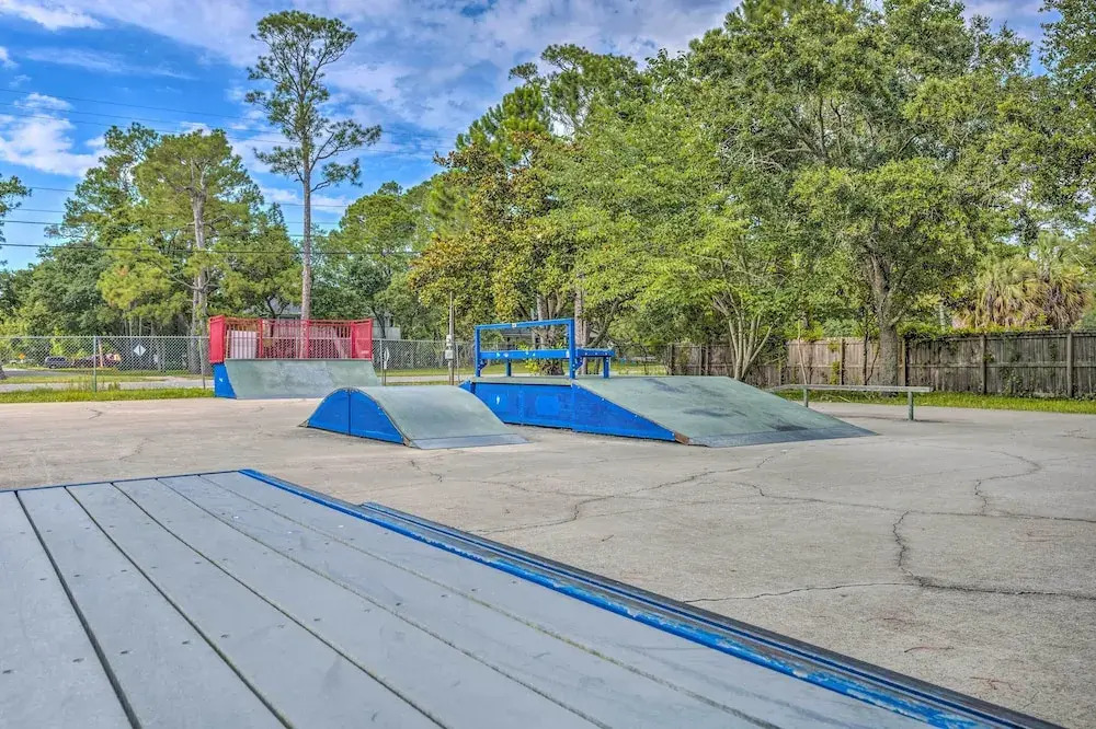 Stunning Views & Waterfront Fun: Aloe Bay Home