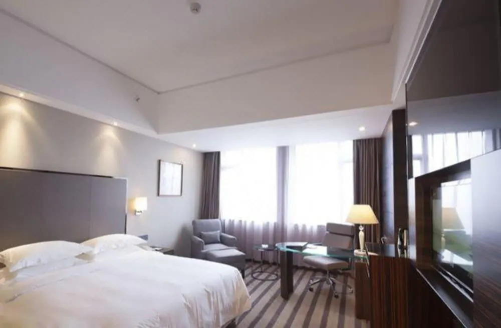 Wyndham Foshan Weijing Hotel (Sanshui Wanda Plaza)