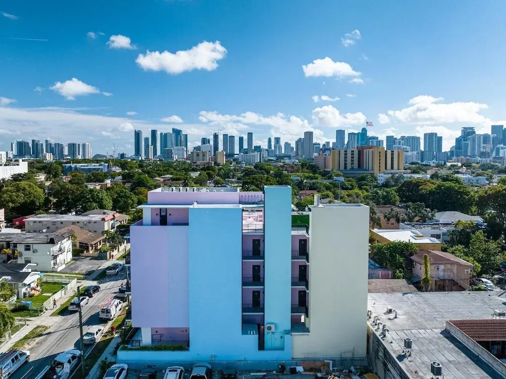 Pastel Apartments