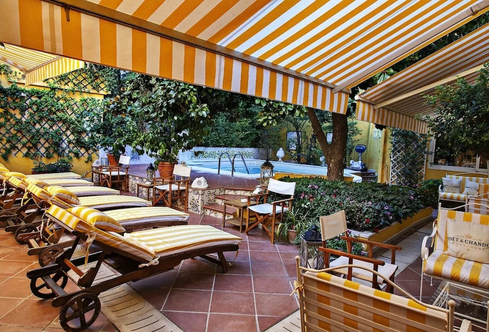 Palazzo Cherubini-Pools & Wellness