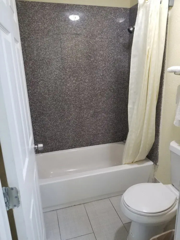 Ameristay Inn & Suites