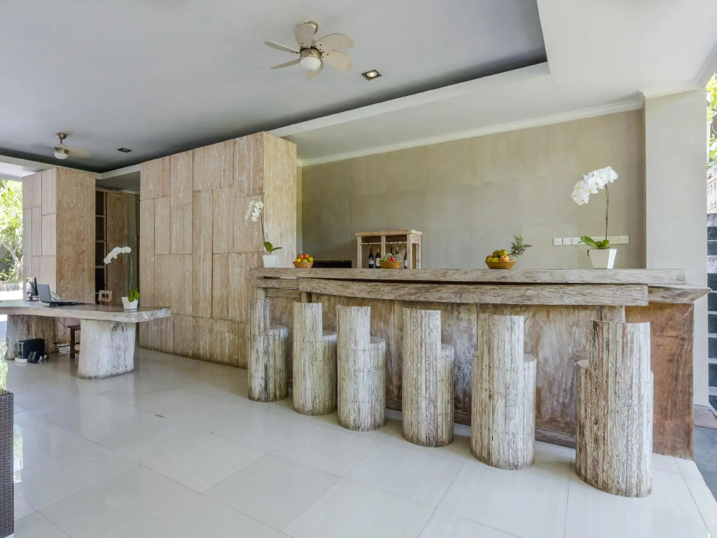 Kajane Tulamben Bali