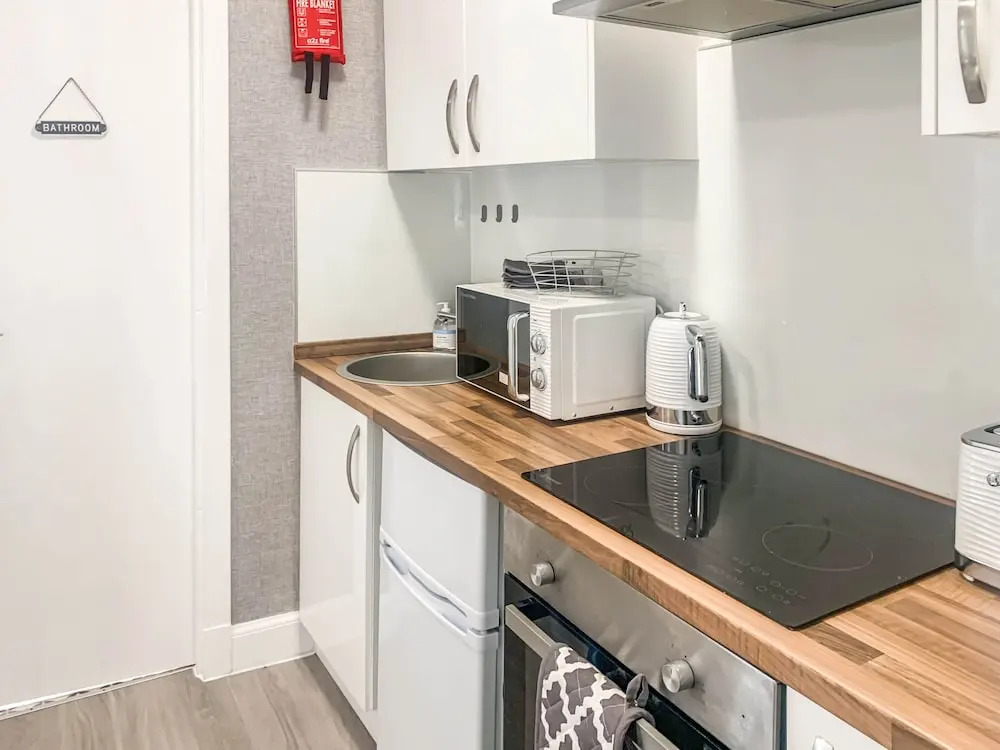 The Rosebery Retreat By The Castle 1-bed Apartment