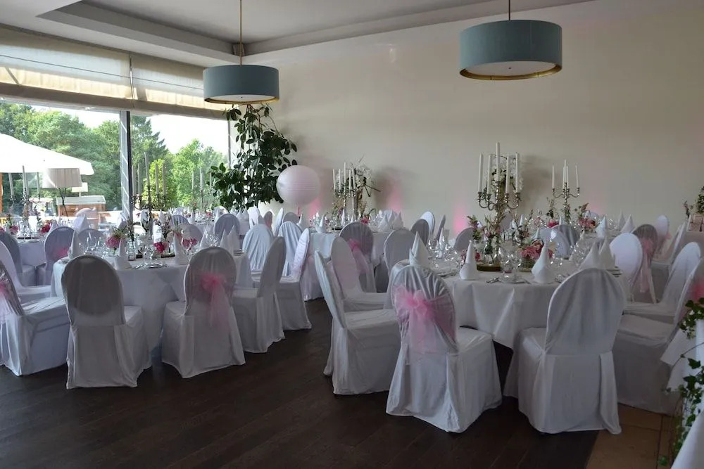 Angels - das hotel am golfpark