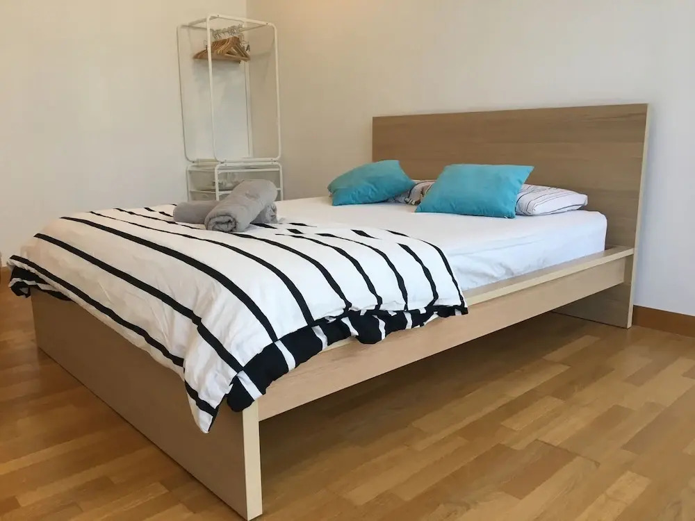 Lily and Loft - KL Gateway Bangsar LRT, WIFI, Netflix