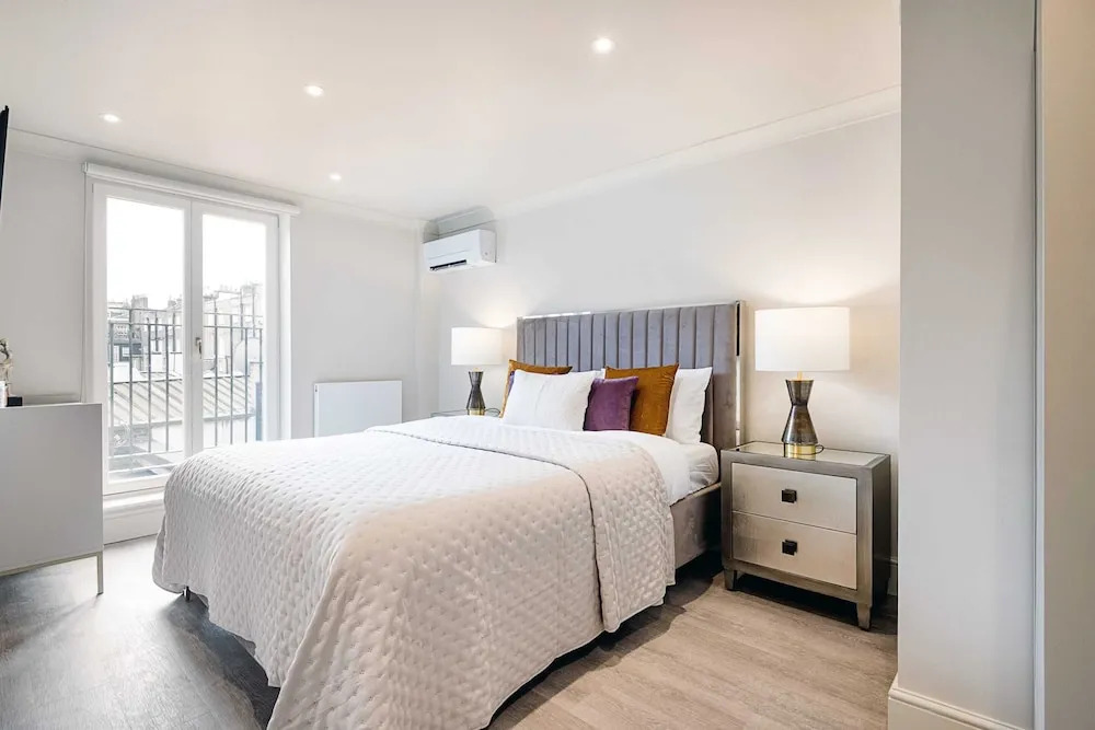Marble Arch Suite 5-hosted by Sweetstay