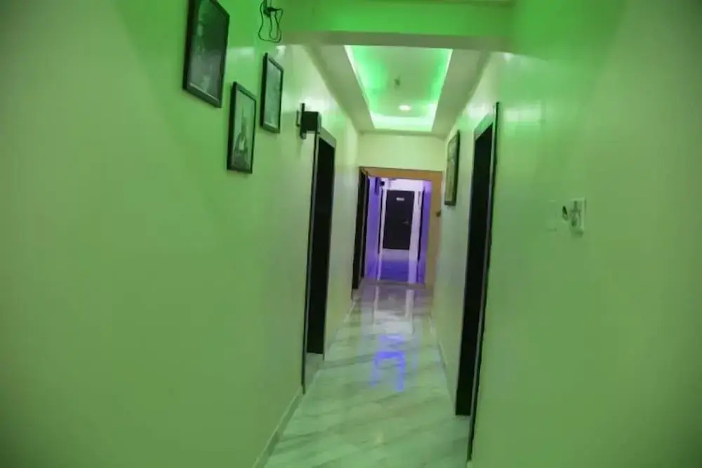 Lushville Hotels and Suites