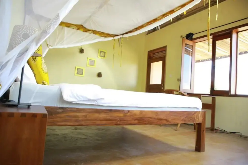 Kikonko Lodge