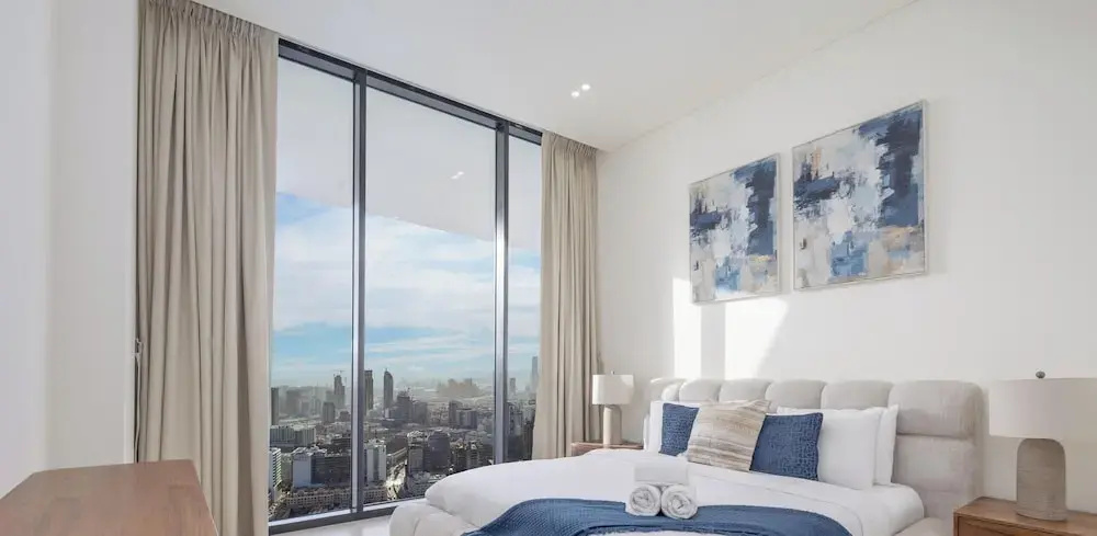 LUX  The Phantom Sky Pool Suite