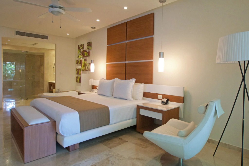 The Reef 28 Hotel & Spa